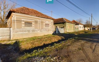 Casă de vacanță de vânzare în Tauț - Poză 1