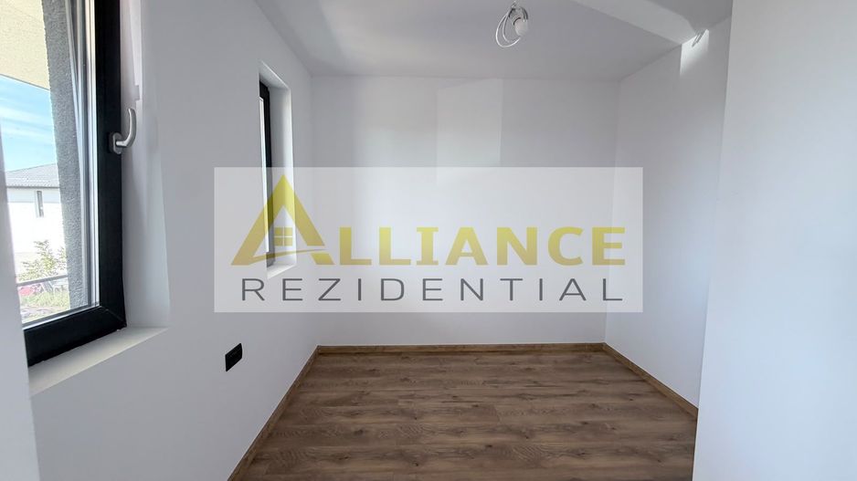 Casa Individuala - 4 camere - 2 bai - 425mp teren - Poză 13