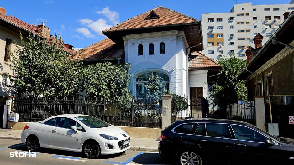 Vila Capitale - Poză 1