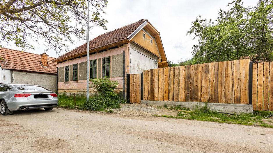 Casa traditionala + 8.500 mp teren, intravilan, Sinca Noua, Brasov - Poză 9