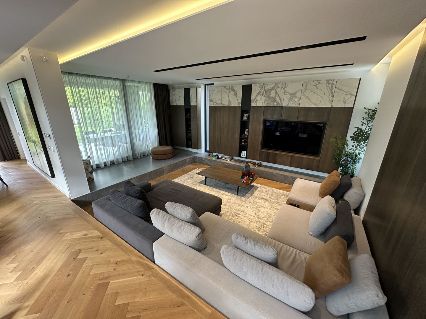 PROIECT  DEOSEBIT  IN  DUMBRAVITA - Poză 3