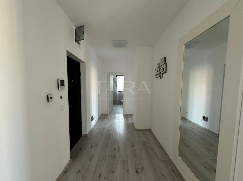 Apartament de 4 Camere cu Terasă Impresionantă, Lângă Iulius Mall - Poză 5