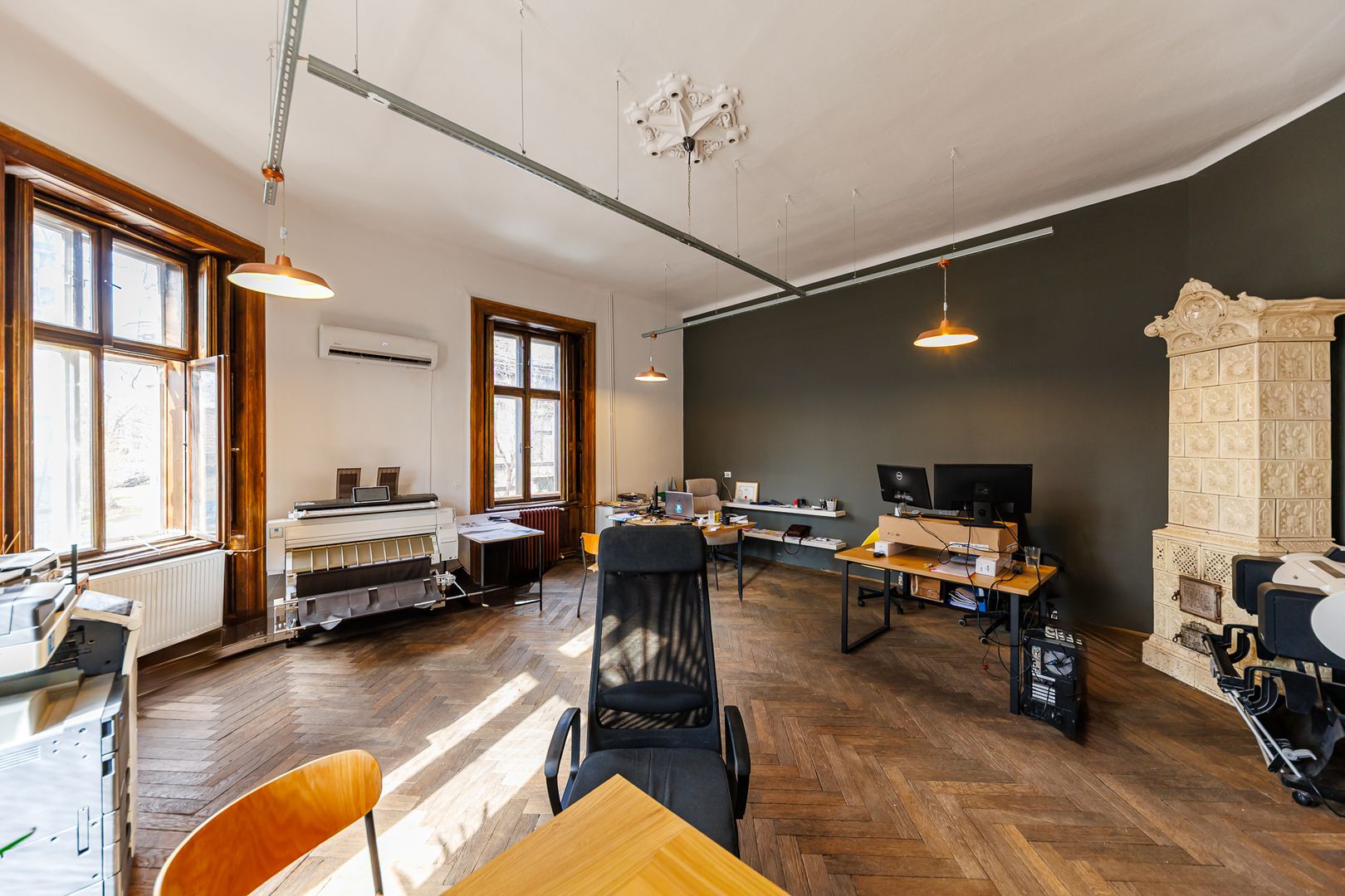 Cladire Istorica - Zona Baile Neptun - Comision 0% - Poză 4