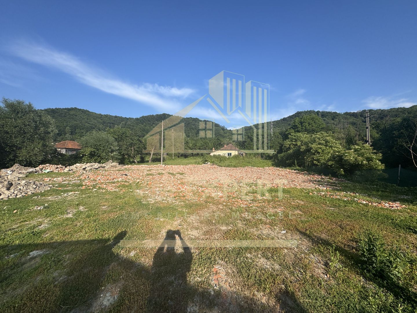 TEREN INTRAVILAN 3296 MP CAMPULUNG ARGEȘ - Poză 10