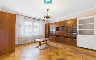 Casă cu 4 camere în Bujac - Poză 1