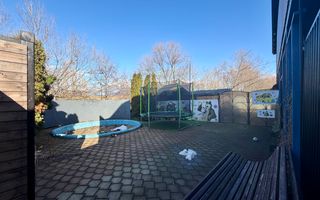 Proprietate unică de vânzare – piscină, restaurant, terasă - Poză 12