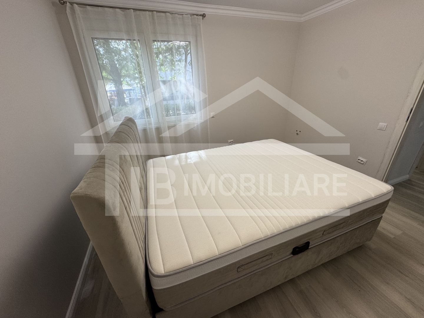 Apartament cu 3 camere, 67 mp, Zona UMFST - Poză 8