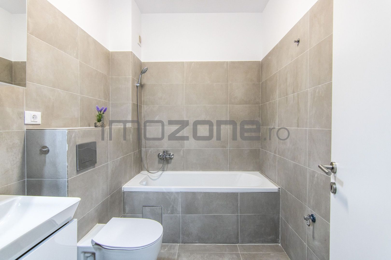 Garsoniera De Inchiriat | langa Metrou | Iuliu Maniu | Mobilata si Utilata - Poză 33