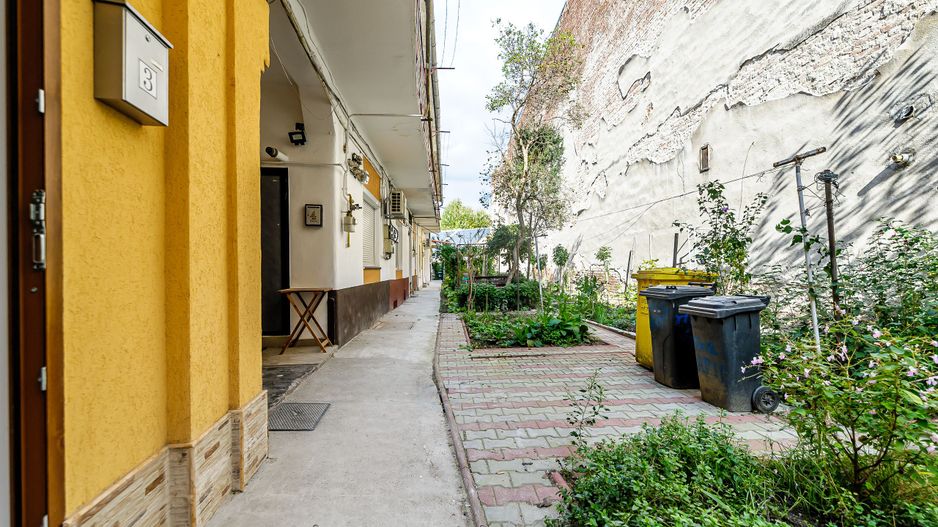 Apartament la parter, liniște și confort în centrul Aradului. - Poză 9