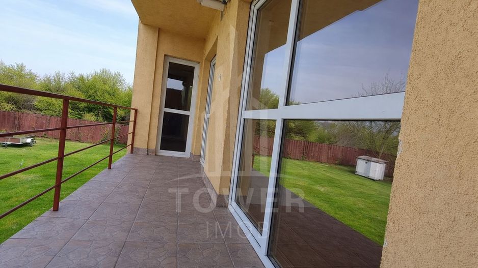 Apartament 3 camere decomandat - Poză 2