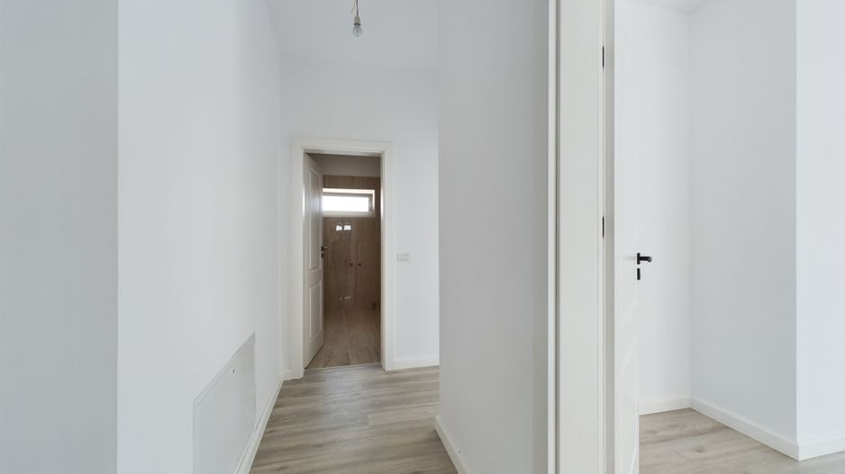 Duplex cu 5 camere în Ghiroda - Poză 15