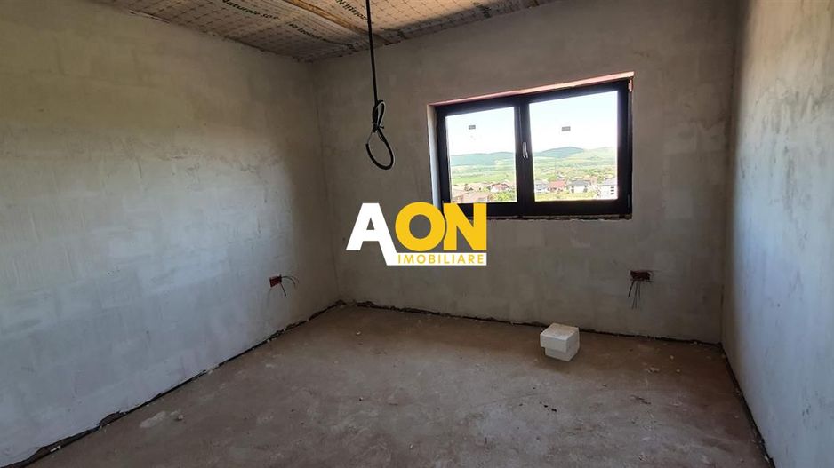 Casa semifinisata 4 camere garaj 650 mp teren, langa padure, Micesti - Poză 12