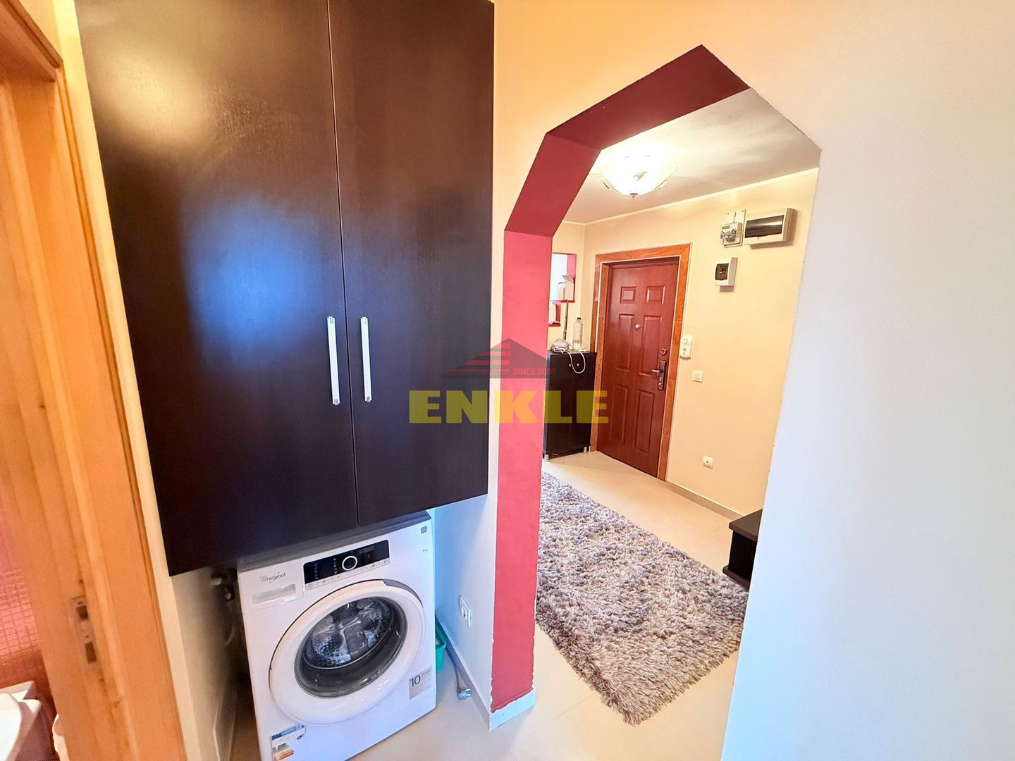 De vanzare apartament cu 3 camere, zona Mall. - Poză 8