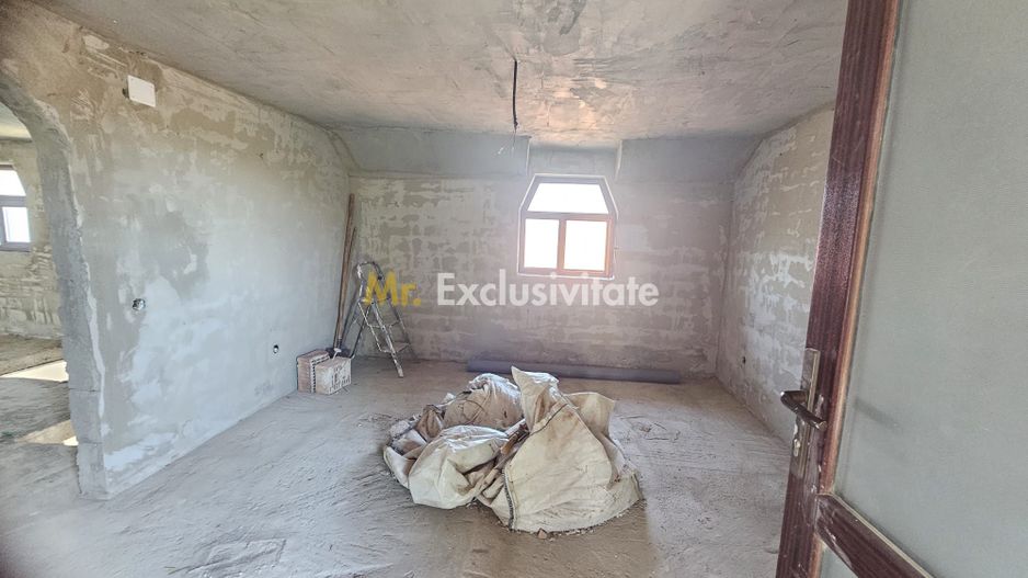 Vila generoasa cu piscina,garaj subteran si curte cu terasa-Turda - Poză 18