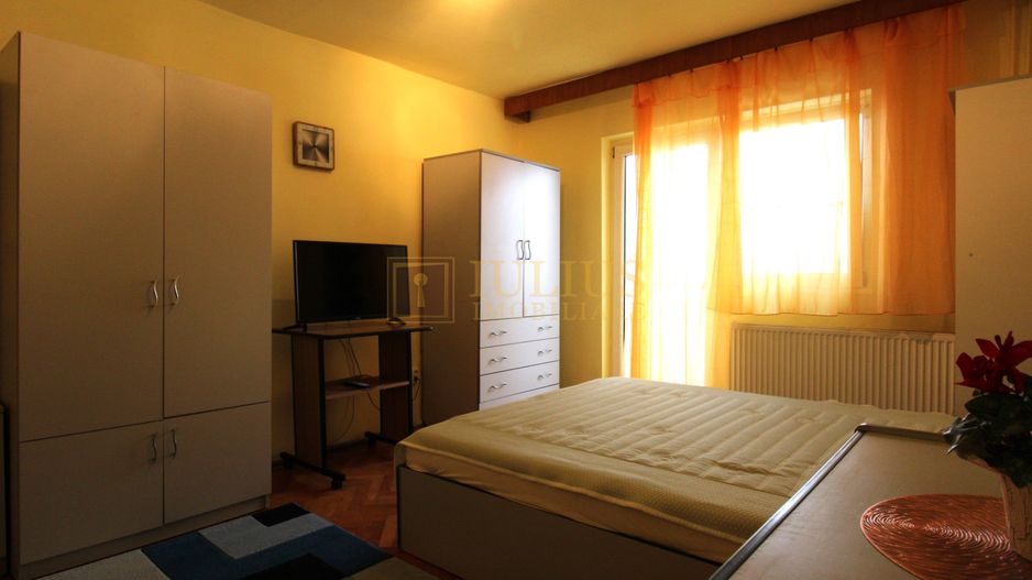 Cf 1, centrala proprie, balcon, intr-o zona linistita din Complex-ul Studentesc. - Poză 6
