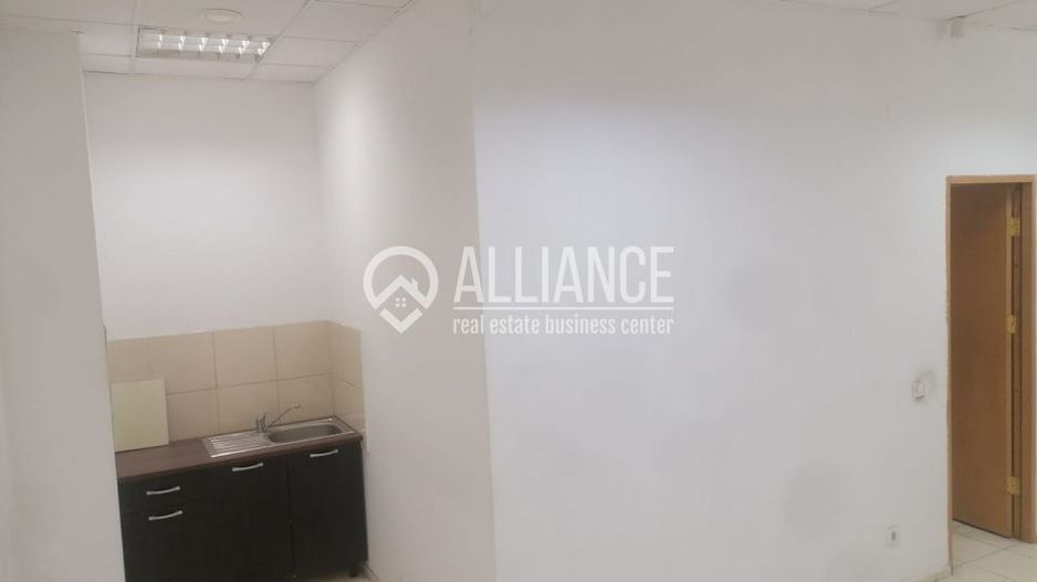 DACIA (COD10) - Spatiu comercial de inchiriat 223 mp utili - Poză 9