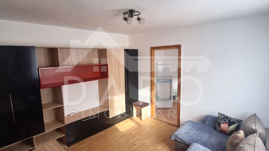 Apartament de vanzare - Poză 1