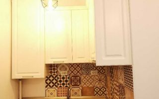 Studio modern 55 mp utili etaj 1 baie cu fereastra in zona Centrala - Poză 3