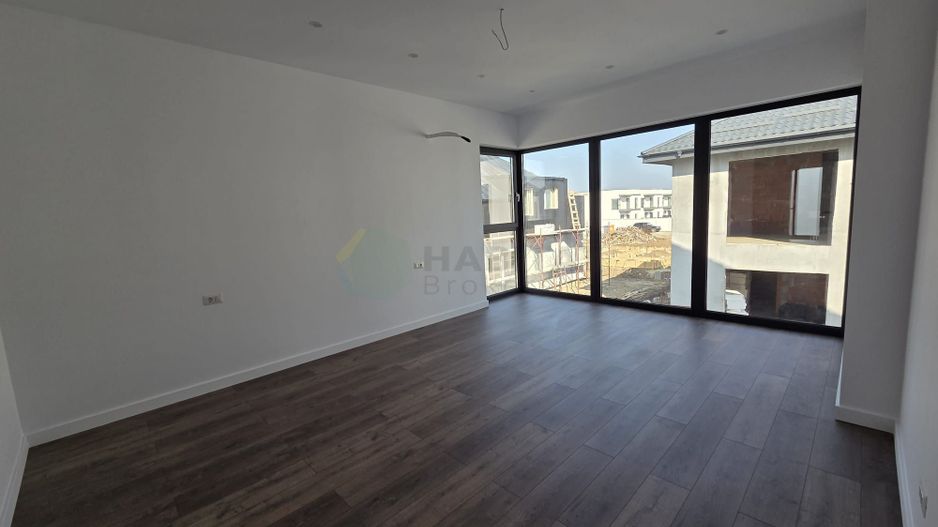 Casă modernă de vânzare în Tunari – construcție 2025, gata de mutare! - Poză 10