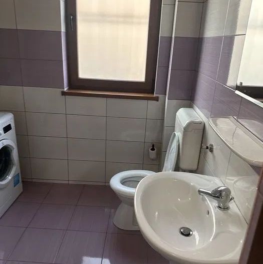 Garsonieră spațioasă Aparatorii– la 10 minute de metrou - Poză 4