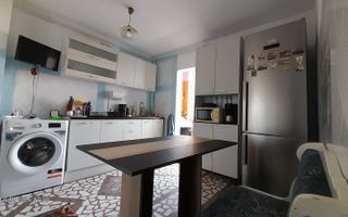 Apartament 2 camere decomandate | 52 mp | beci + garaj | zona Fabricii - Poză 3