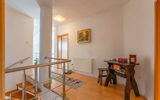 Casă spațioasă pentru familie în Hărman: 5 camere, 670 mp teren - Poză 19