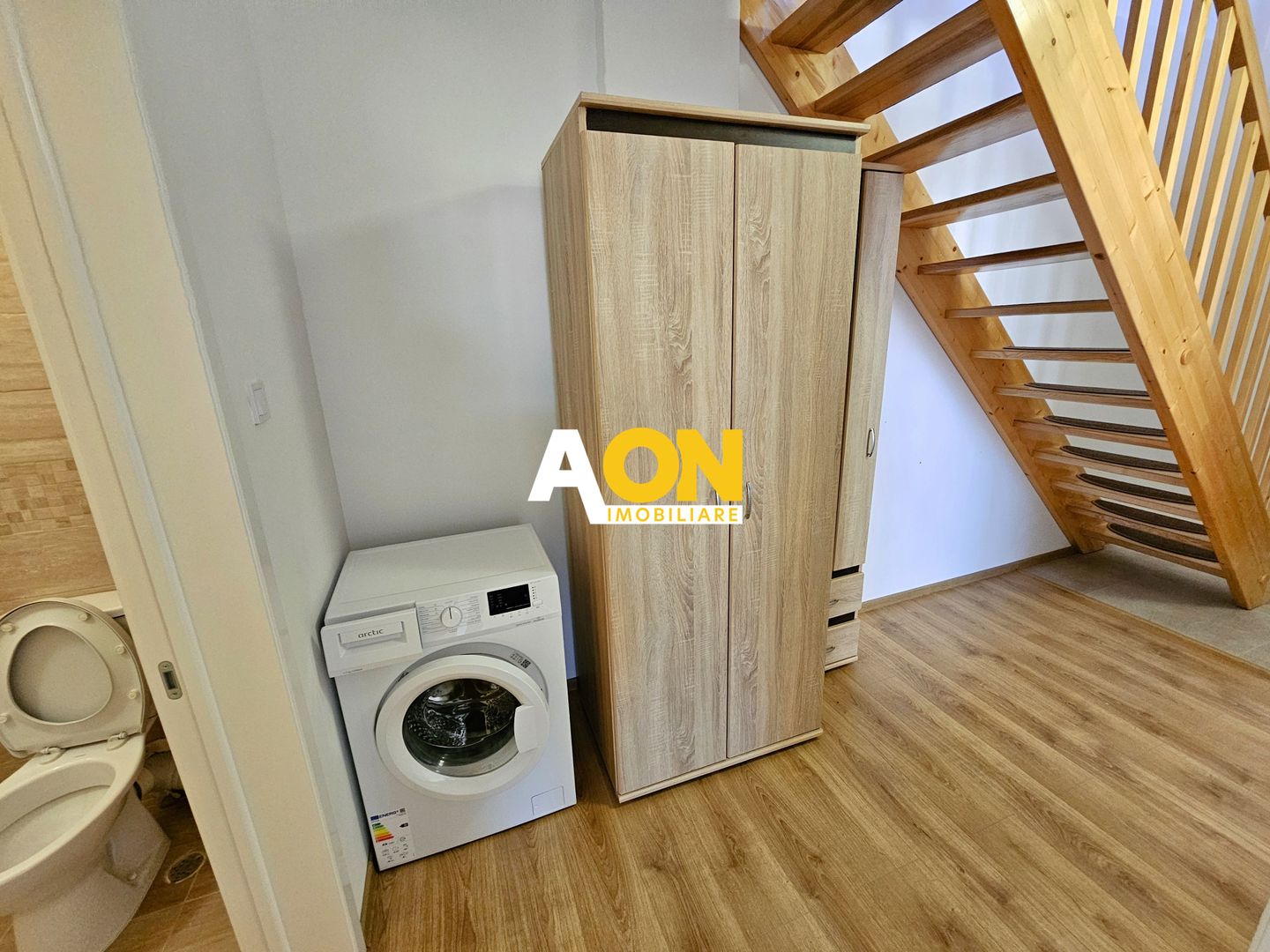 Penthouse pe două niveluri, panouri solare, terasă de 50 mp, boxă - Poză 7