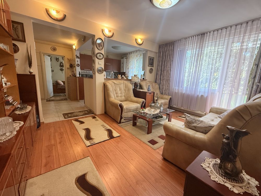 BRASADAS vinde ap 3 camere etajul 2/4 pe Careiului - Poză 6