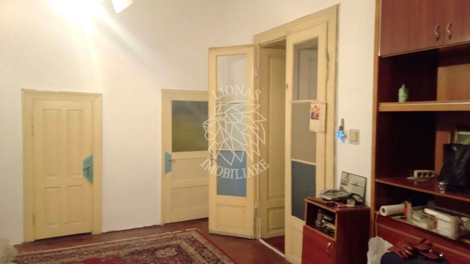 Apartament 3 camere 69 mp+pivnita si parcare-Ultracentral- Investitie - Poză 2