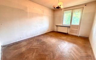 Apartament 3 camere central Ștrand cu garaj si boxa - Poză 3