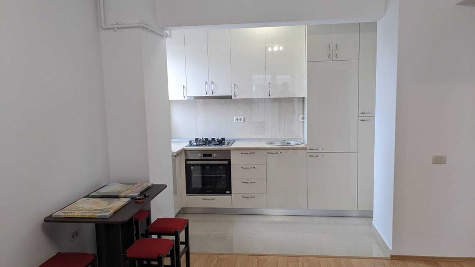 Inchiriere apartament cu 2 camere in ansamblu rezidential nou - Poză 2