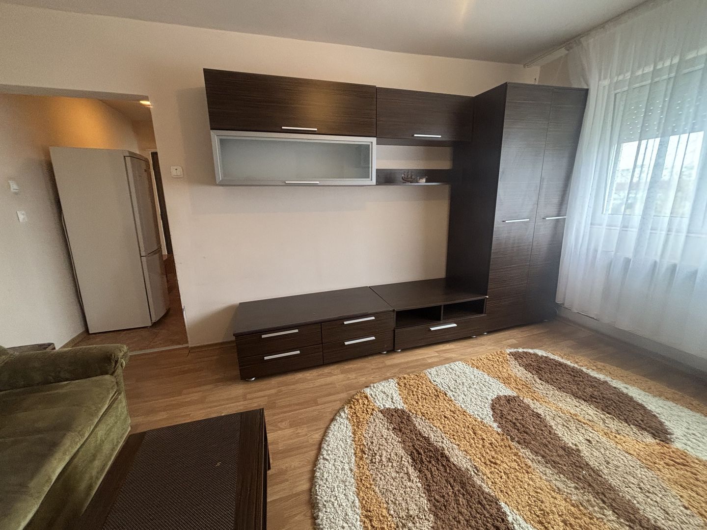 Apartament zona Dacia - Poză 1