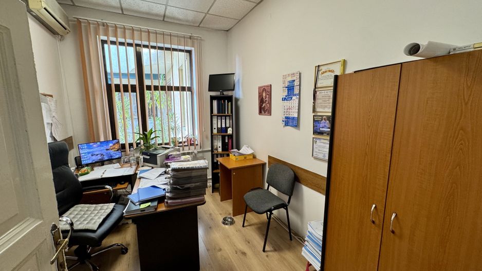 Brâncoveanu  Sp+P+M cu extindere P+1E+M pretabilă afacere - Poză 2