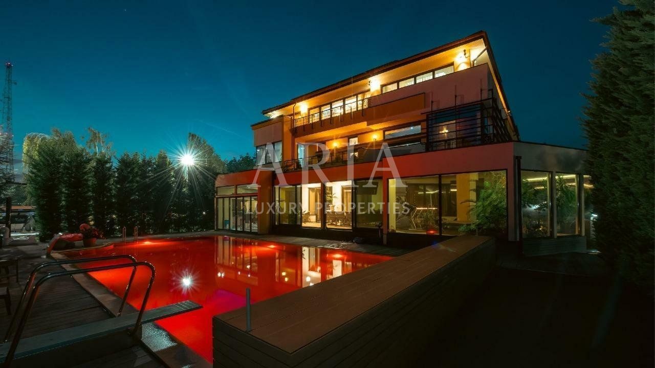 Vila grandioasa, Gradina Japoneza, SPA, Crama, Teren Tenis, Foisor, Iaz Pesti - Poză 5