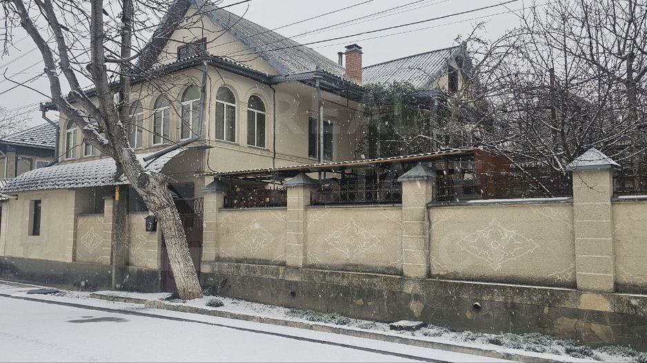 Vânzare, casă, 150 mp + 10 ari, str. Viilor, Durlești - Poză 1