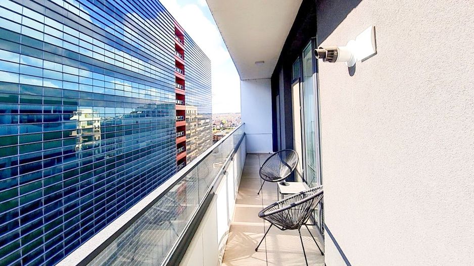 Vânzare apartament 3 camere 84mp - Poză 1