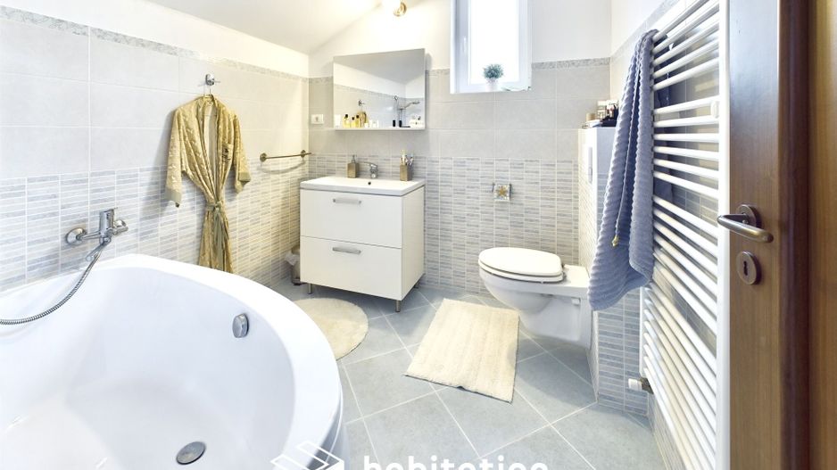 Tur virtual! Casă P+M cu garaj și 4 dormitoare, Dumbrăvița - Poză 21