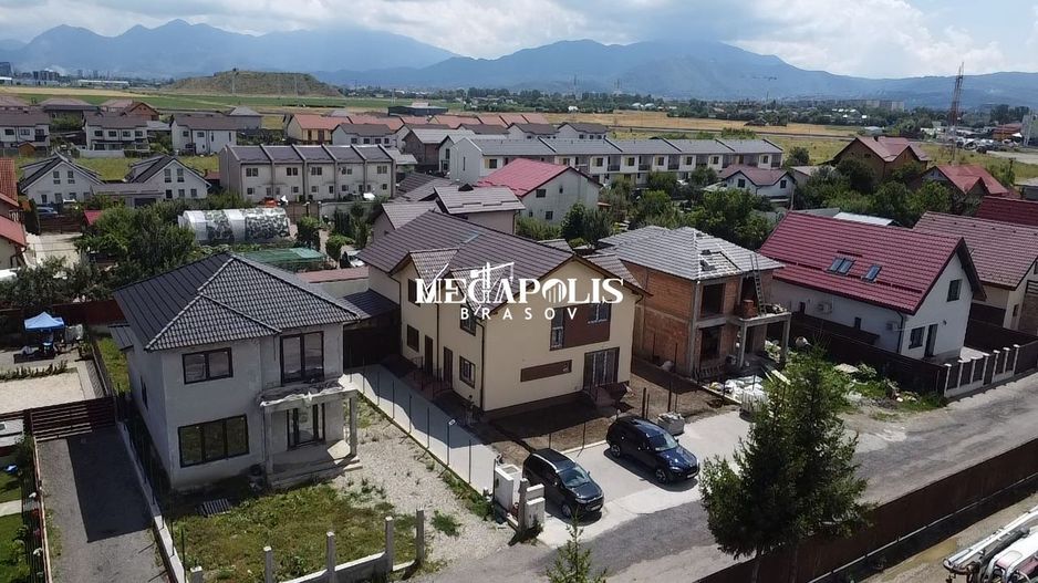 Intrarea in Sanpetru/Predare la Cheie/Credit - Poză 4