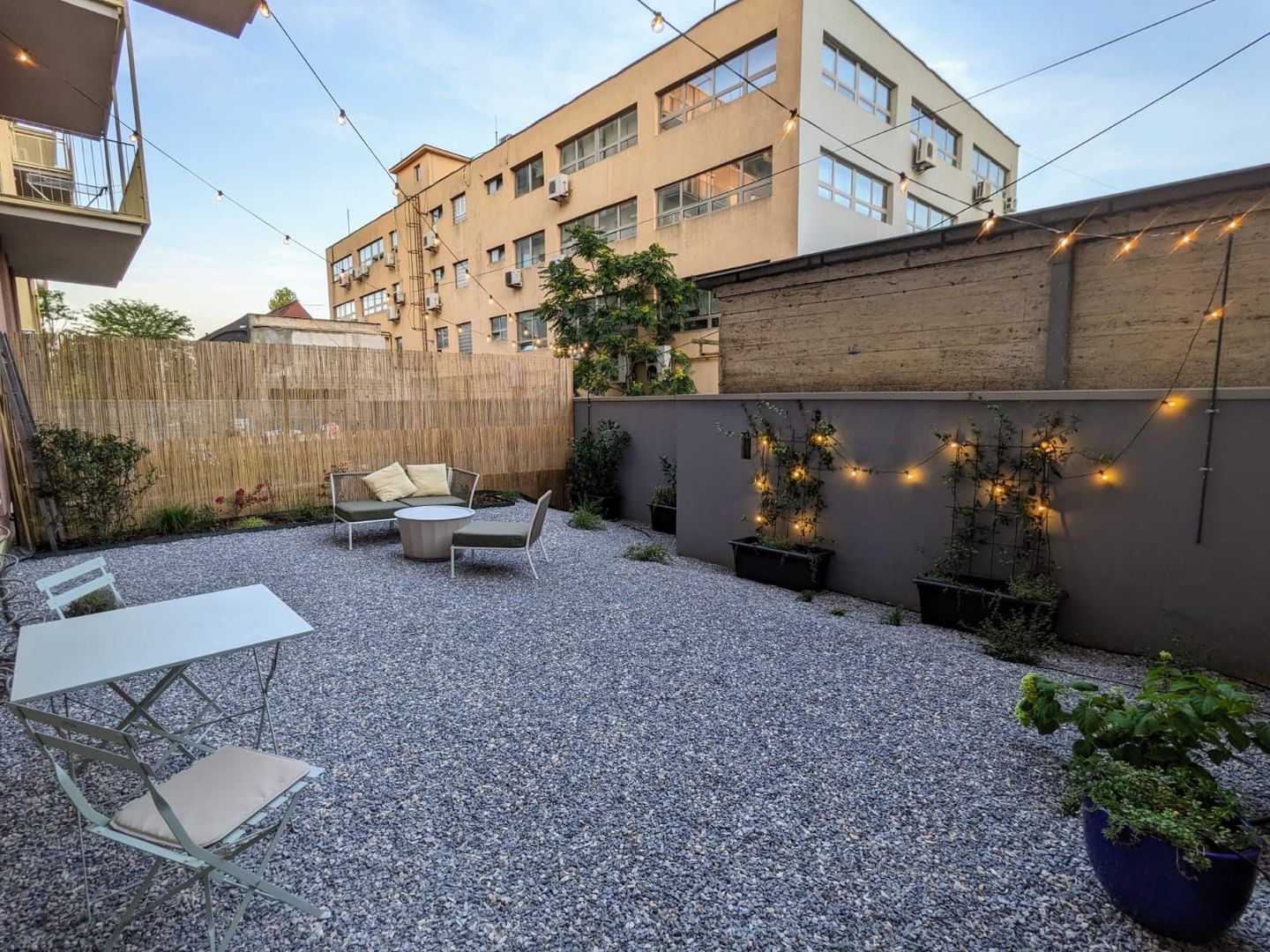 Marmura Residence | Inchiriere apartament 2 camere | Grădină privată - Poză 10