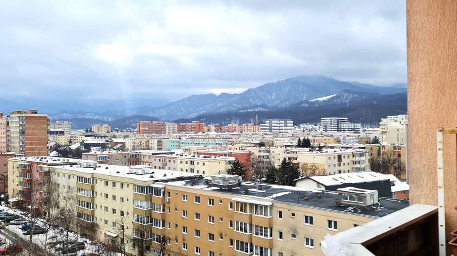 Apartament 2 camere decomandat cu priveliste zona Spitalul Judetean - Poză 2