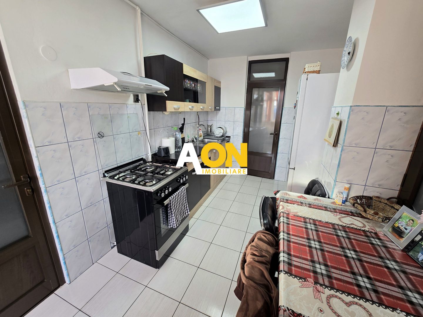 Apartament 4 Camere Etaj 1 Zona Ampoi 3, Decomandat - Poză 12