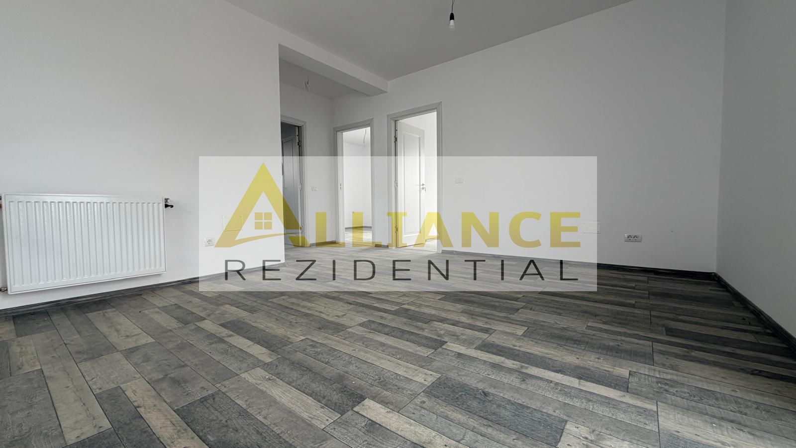 5 camere || strada asfaltata || gata de mutare || - Poză 9