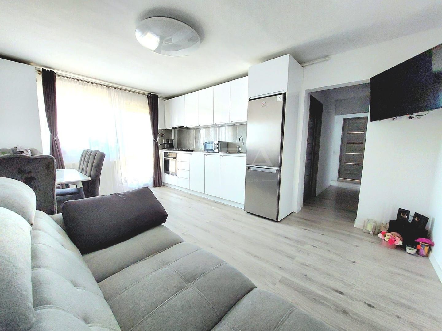 Apartament 2 Dormitoare, Zona Între Lacuri, Complet Mobilat și Utilat. - Poză 1