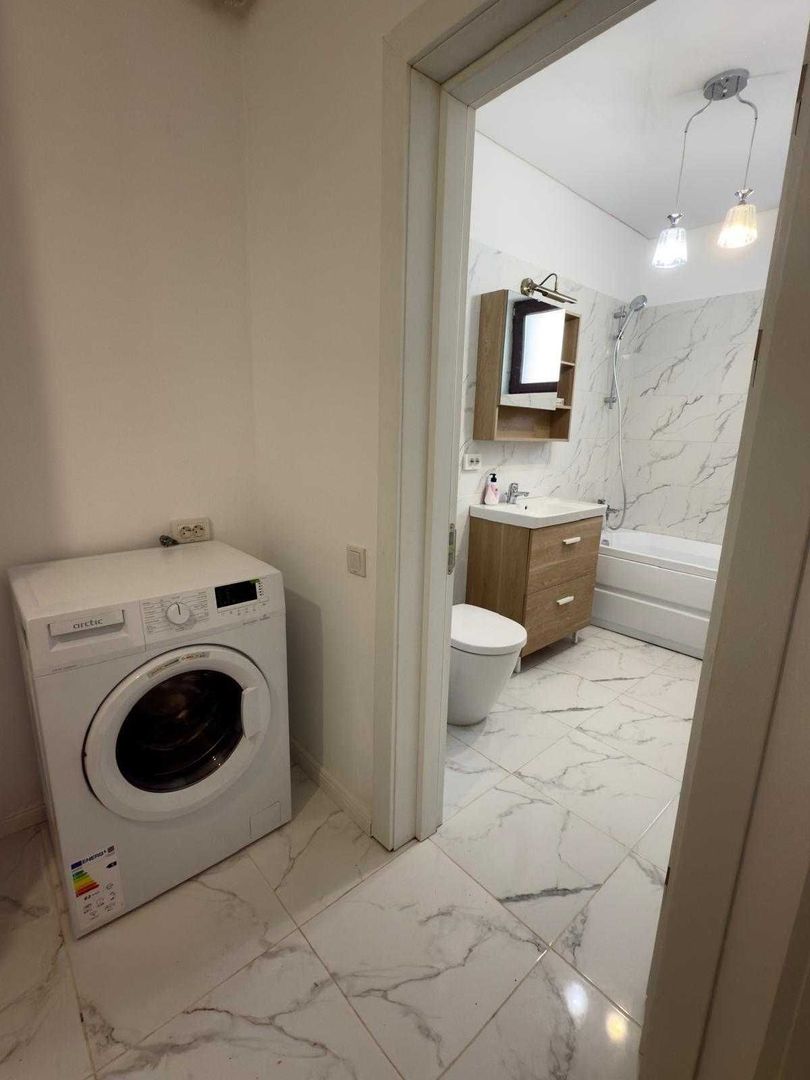 Inchiriez apartament 2 camere + curte proprie, parcare - Poză 4