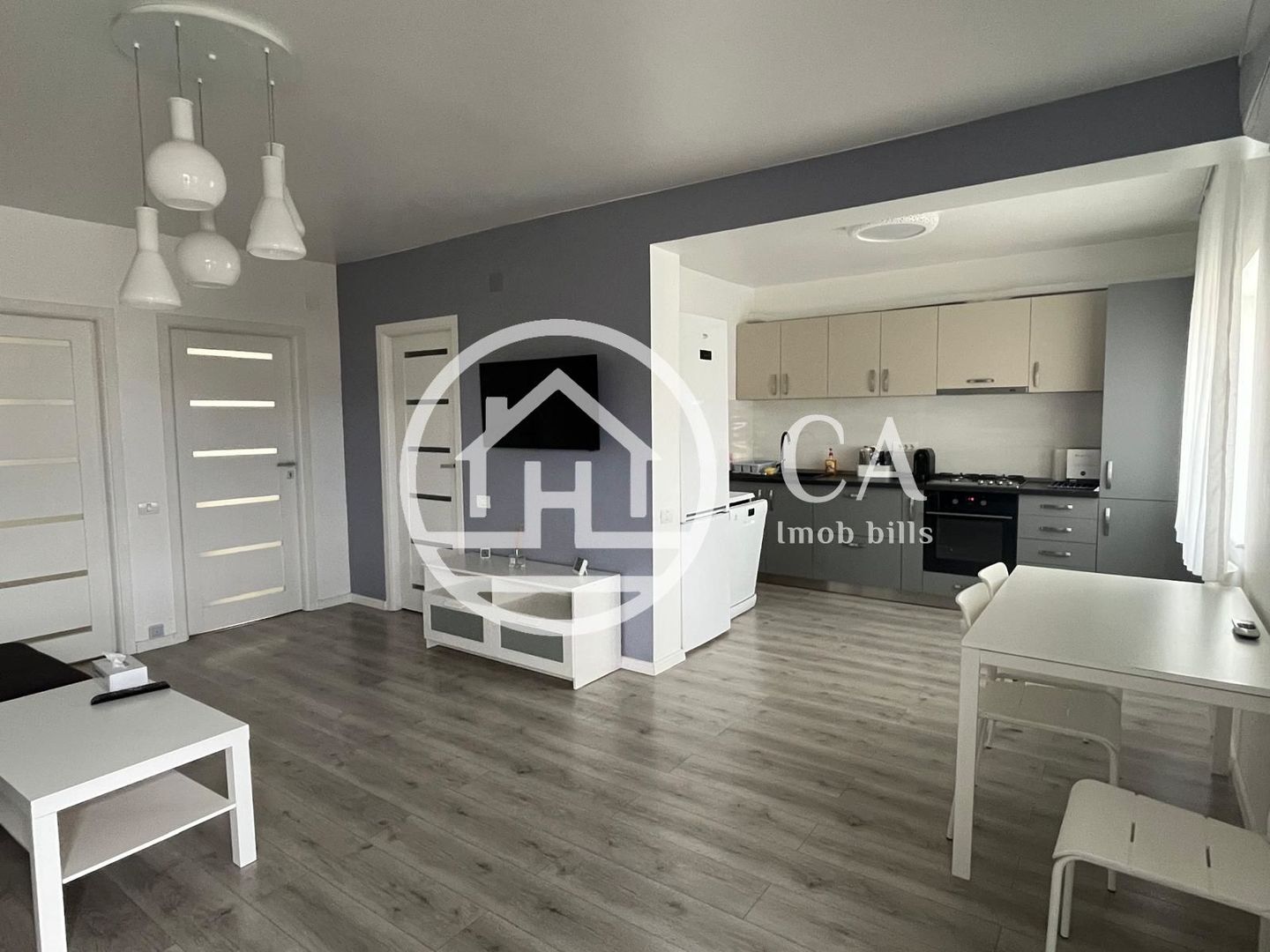 Apartament la casa de închiriat cu 3 camere în Santandrei, Bihor - Poză 1