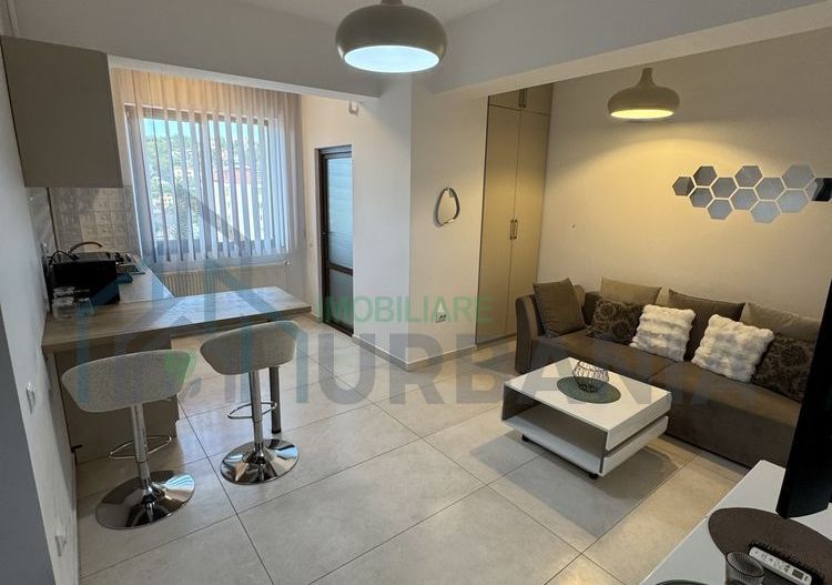 Apartament de închiriat, 2 camere, Concept Residence, vedere spre Copou - Poză 1