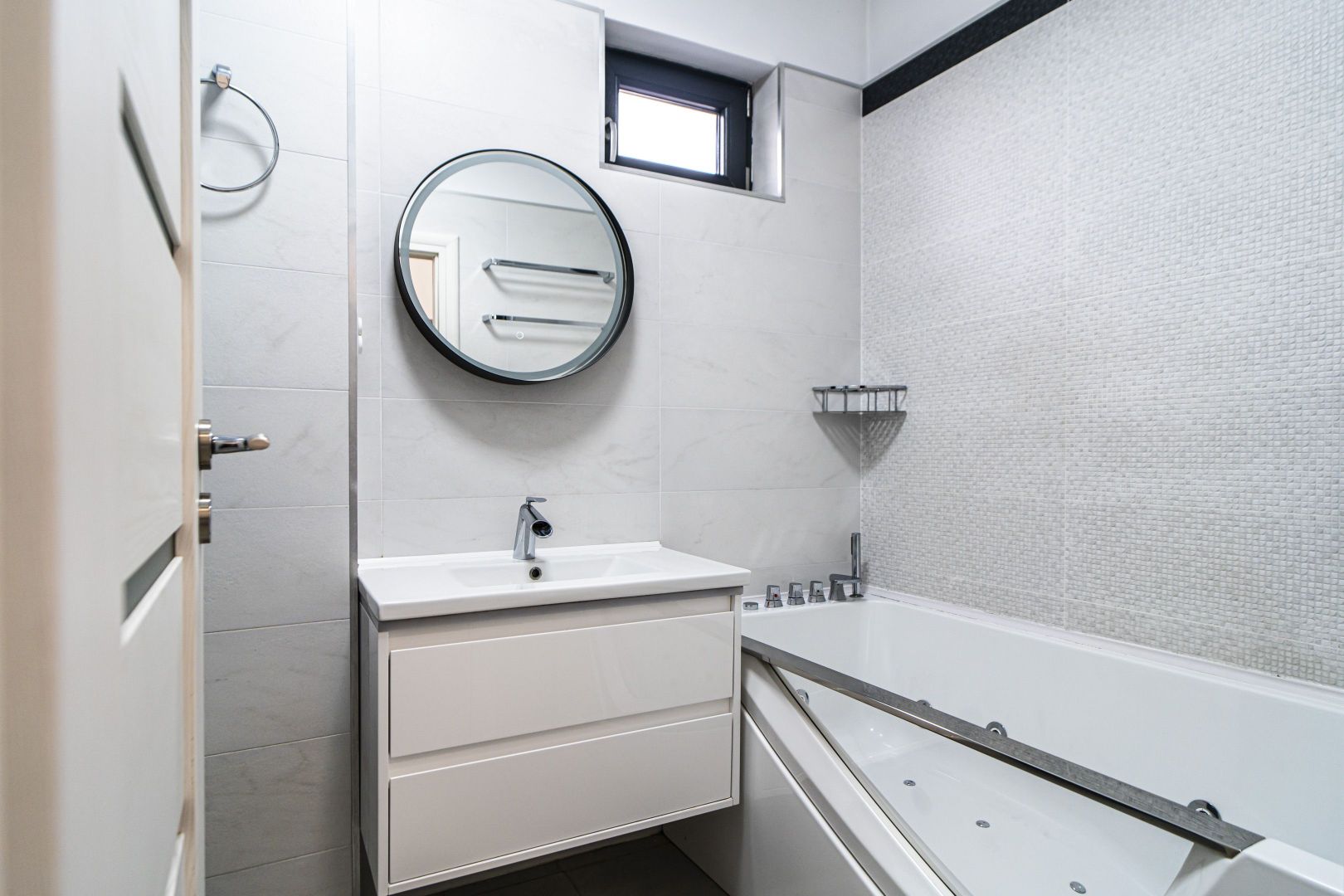 DRUMUL TABEREI | BRANCUSI | 2 CAMERE CU TERASA DE 37MP | MOBILAT | COMISION 0% ! - Poză 11