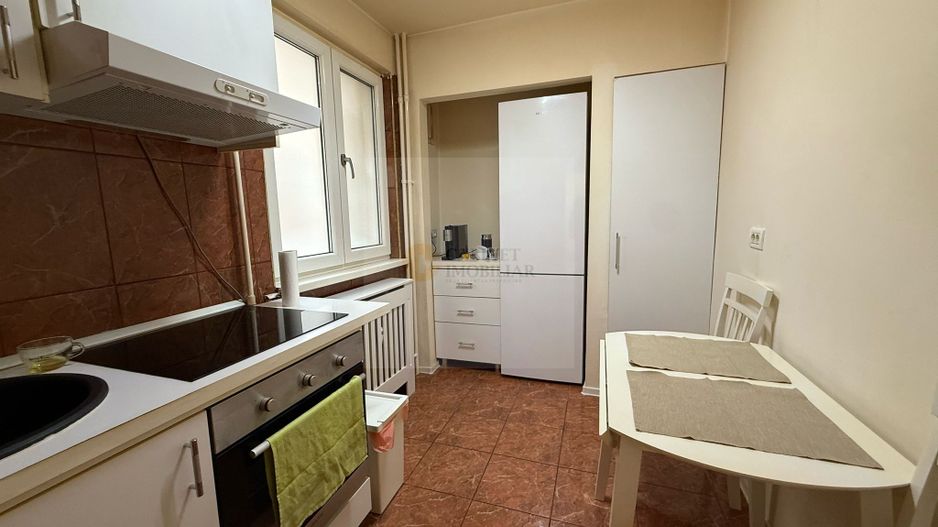 2 camere|  Decomandat | Sala Palatului |  Bloc din 1962 - Poză 13