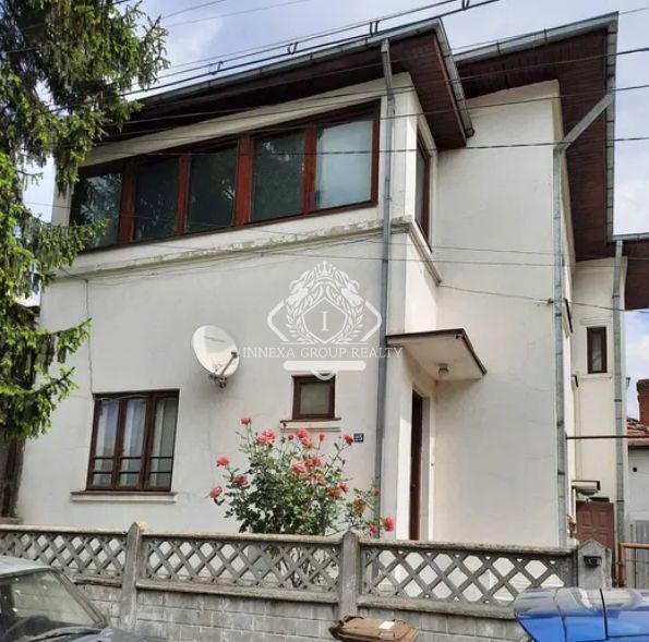 Parcul Carol I Vila interbelica I 2 locuri de parcare - Poză 1