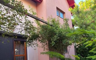 Vilă cu grădină exotică, într-un cartier liniștit – Lazu, Constanța - Poză 3